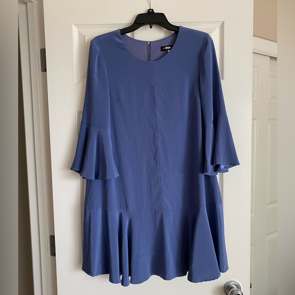 Slate & Willow Blue Trapeze Dress, Size 6 - Picture 5 of 8